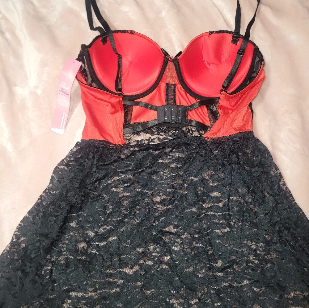 ❤️NEW WITH TAGS❤️Sexy black and red lace lace lingerie - Picture 2 of 3
